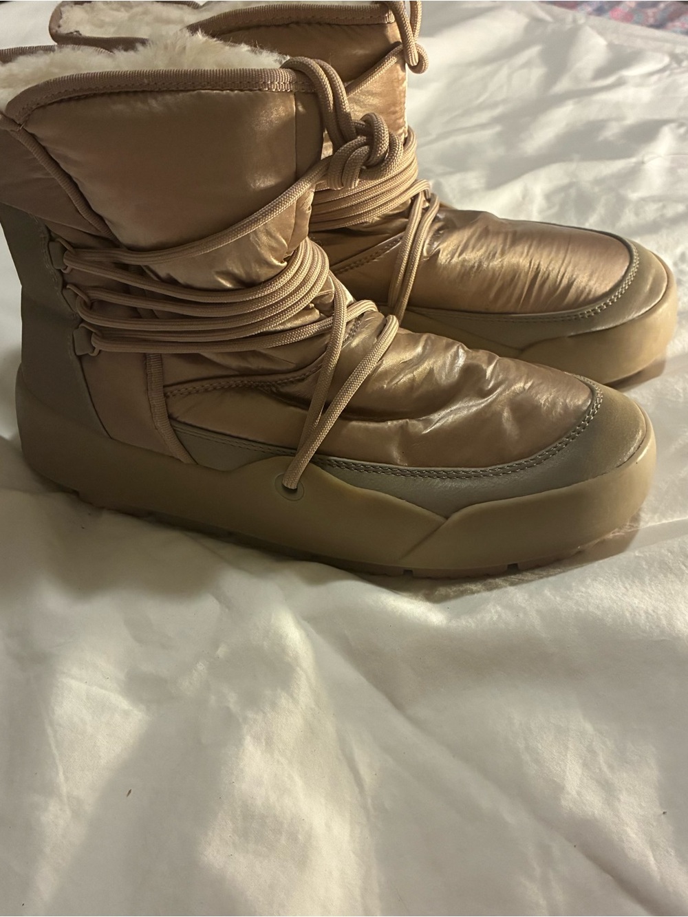 BareTraps Tan Lace-Up Winter Boots
